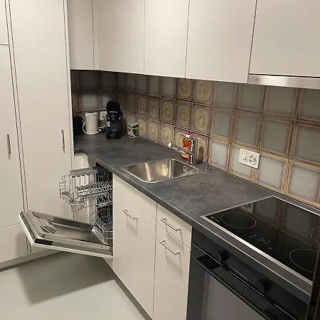 Neptun 3 - Im Zentrum Von Bad Ragaz, Mit Kl. Balkon *