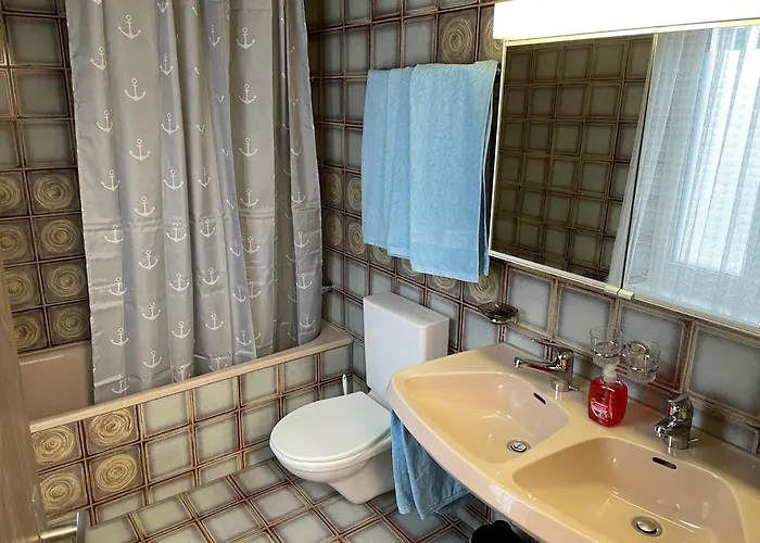 Apartament Neptun 3 - Im Zentrum Von Bad Ragaz, Mit Kl. Balkon Bad Ragaz